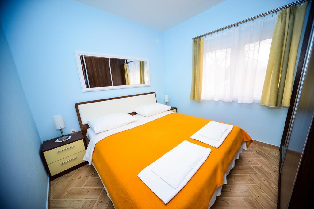 Apartments Dalmacija Стариград-Пакленица Стая снимка
